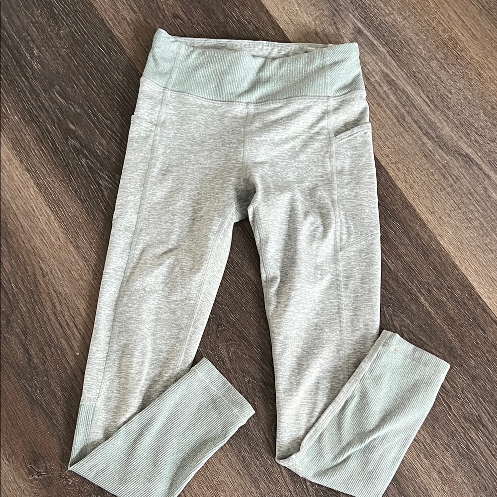 (25) Athleta Leggings